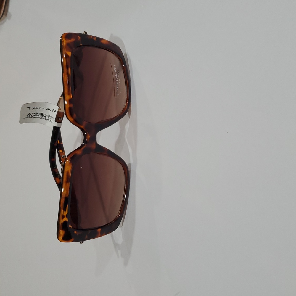 Tahari TH933 brown multi gold arm oversized square sunglasses brand new